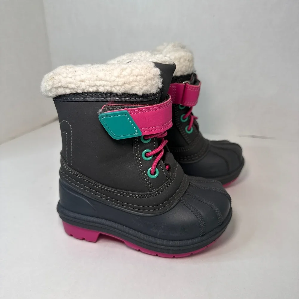 Cat & Jack Kids Gray Pink Faux Fur Lined Winter Snow Duck Boots Size 5 Toddler